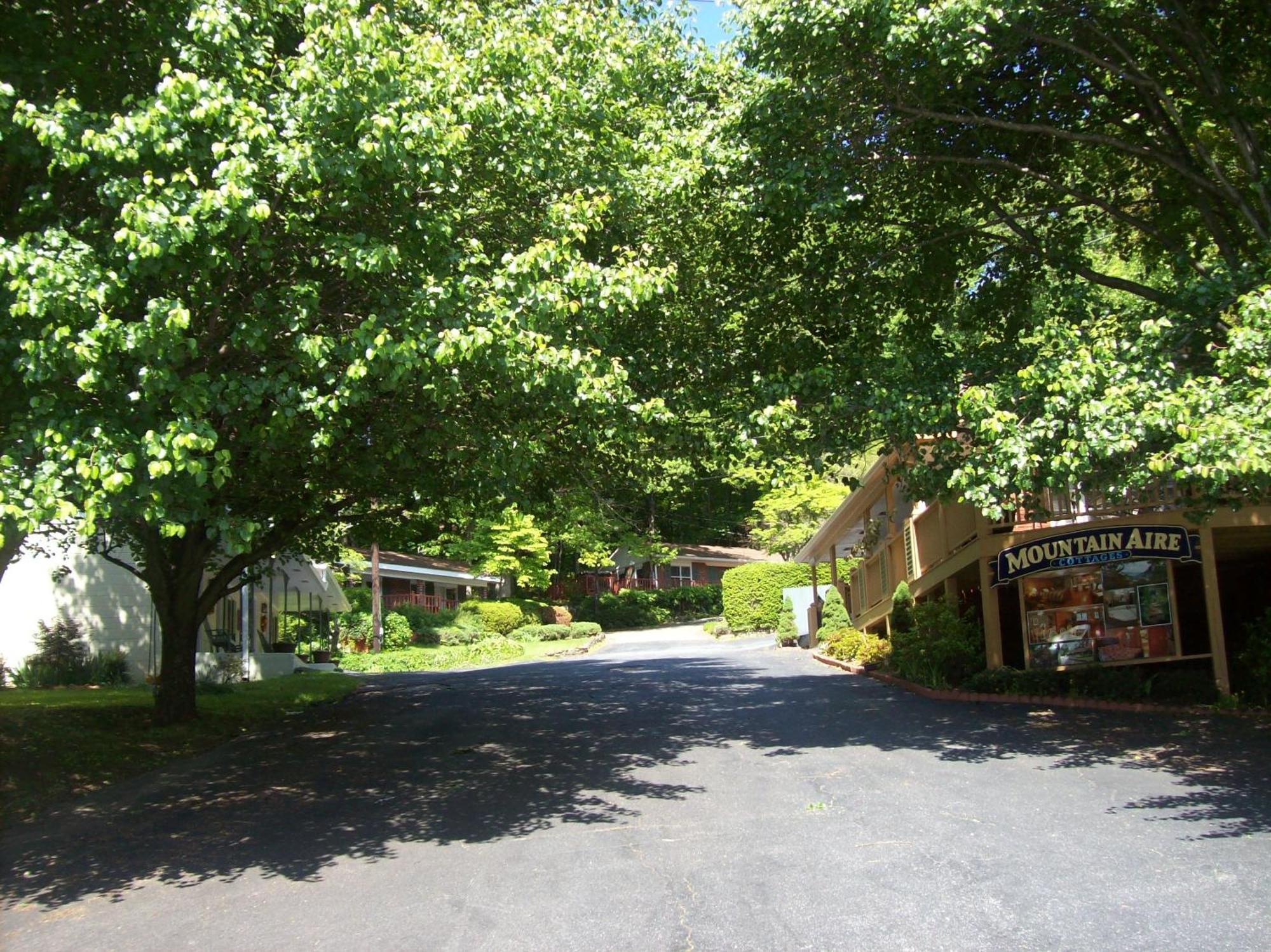 Mountain Aire Cottages & Inn Clayton Buitenkant foto